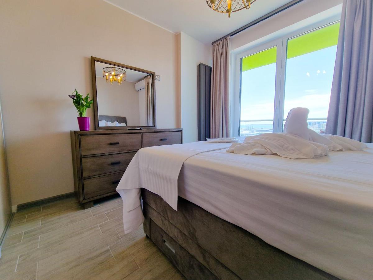 Panoramic Aparthotel Pool & Spa Mamaia Nord Navodari Exterior photo